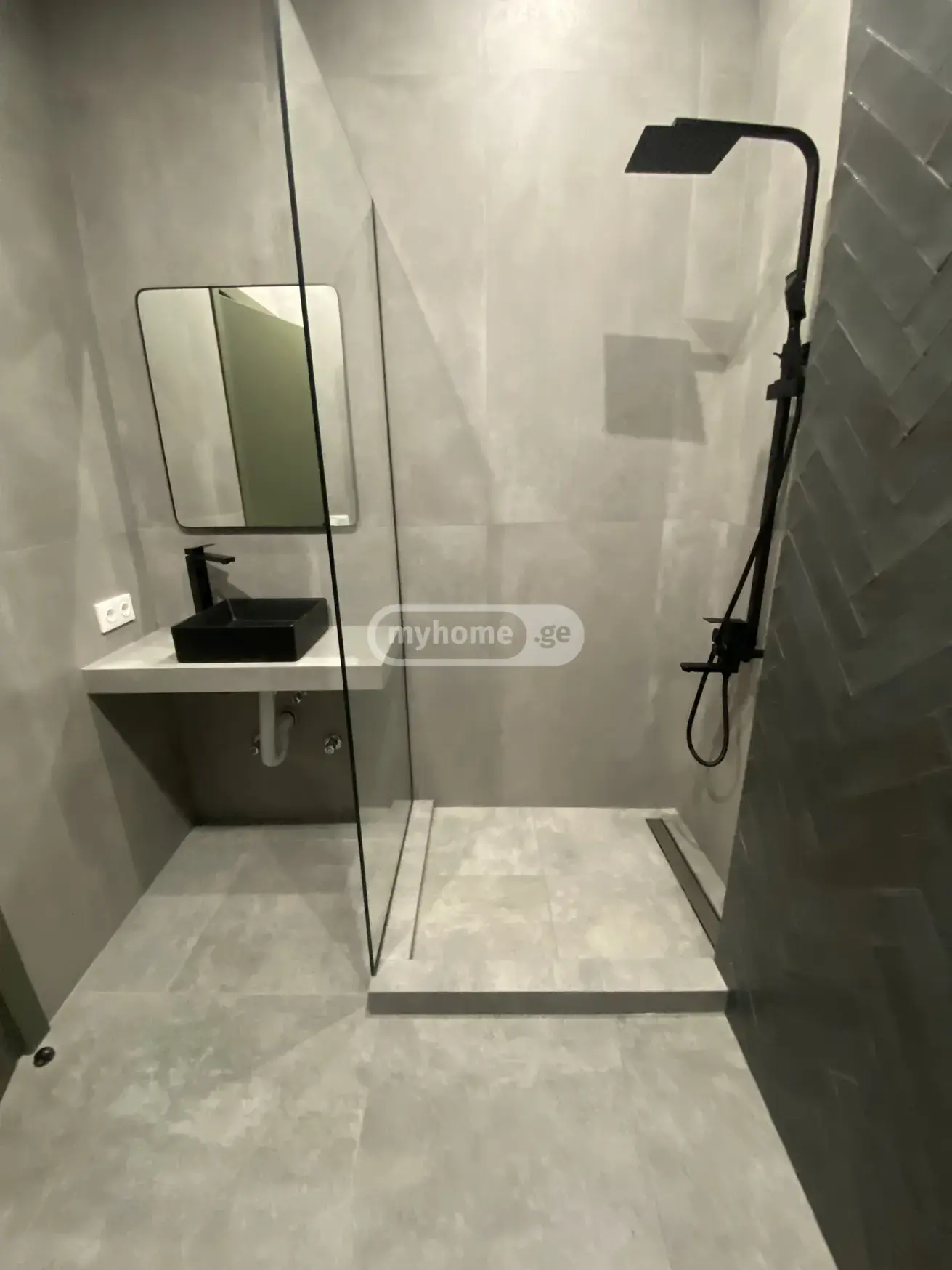 5 Room Private House For Rent In Sololaki view 6
