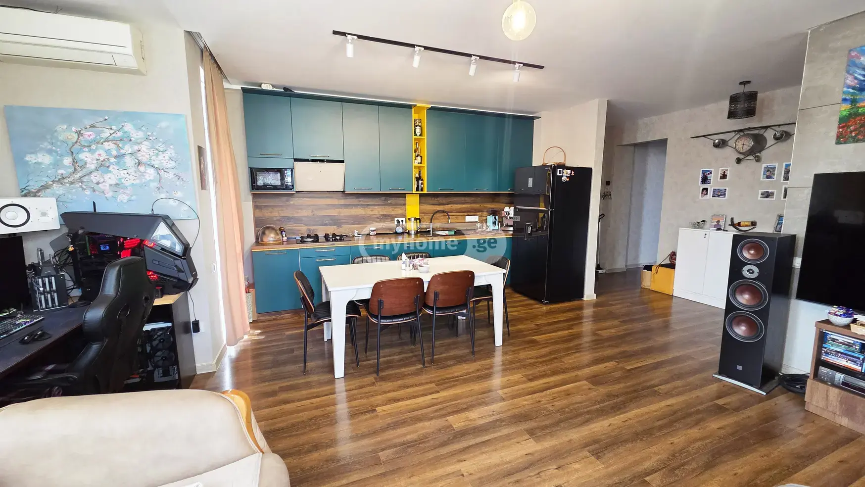 3 Room Apartment For Sale view 6