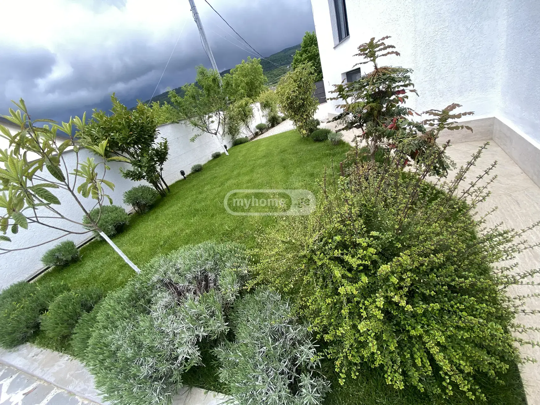 5 Room Private House For Rent In Sololaki view 4