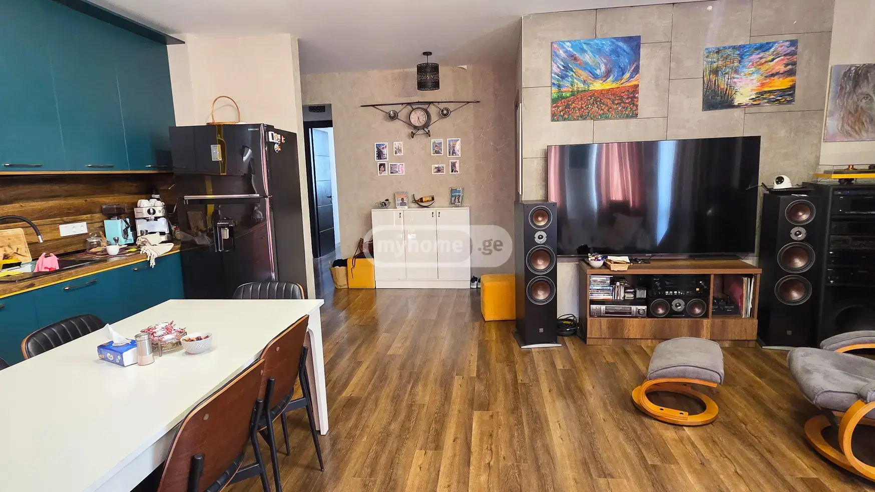 3 Room Apartment For Sale view 5