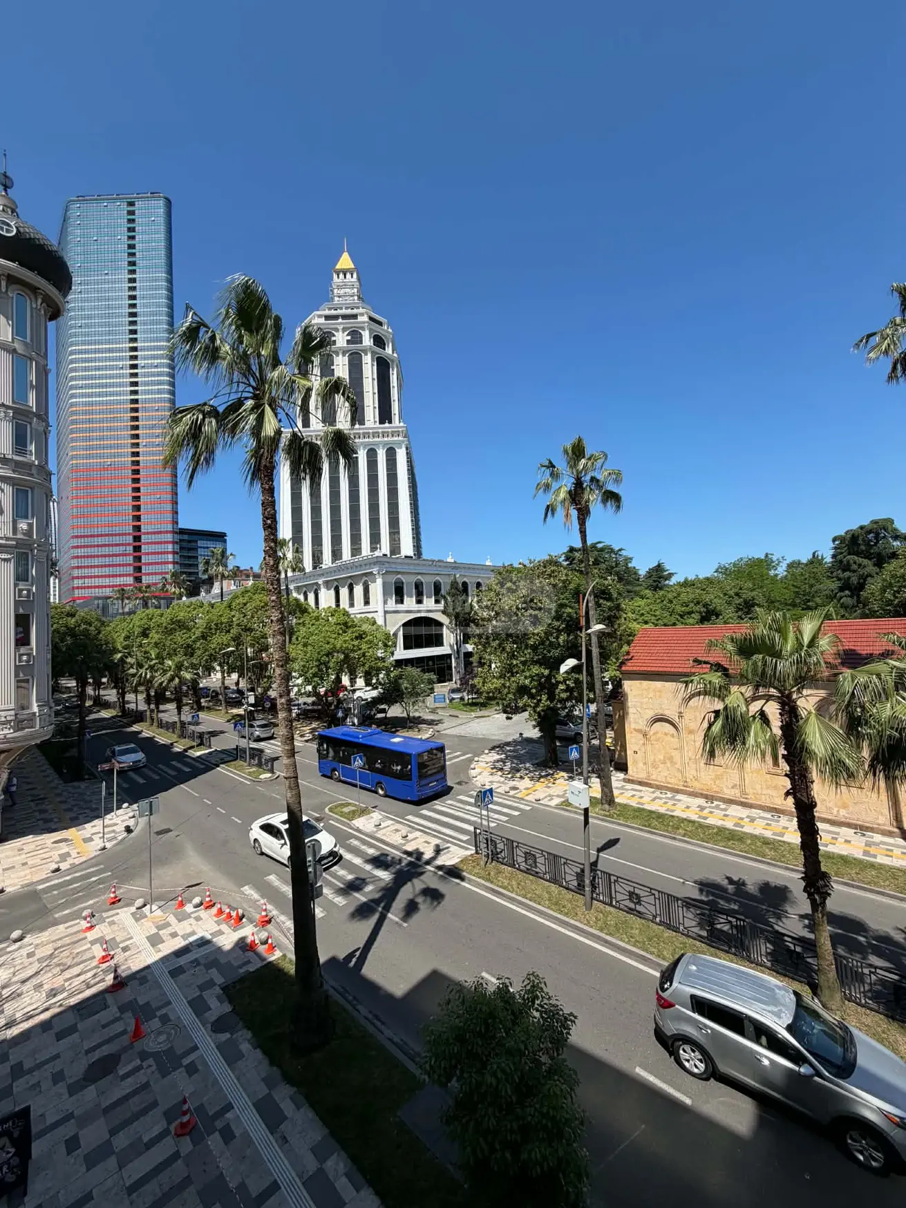 2 Room Apartment Daily Rent In Batumi view 1
