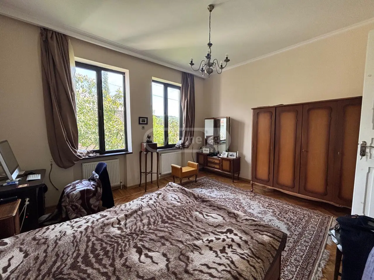 7 Room Country House For Sale view 10