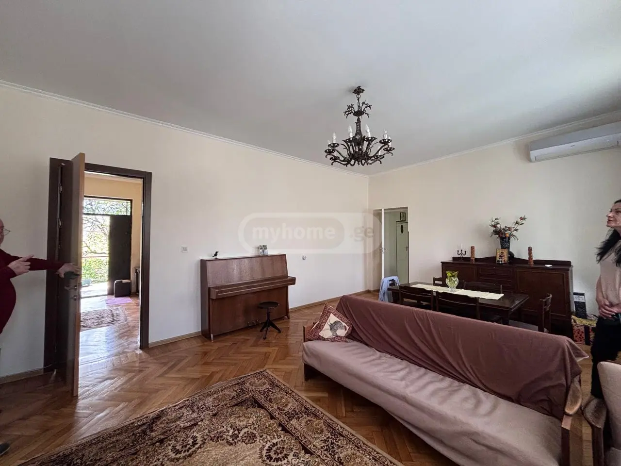 7 Room Country House For Sale view 5