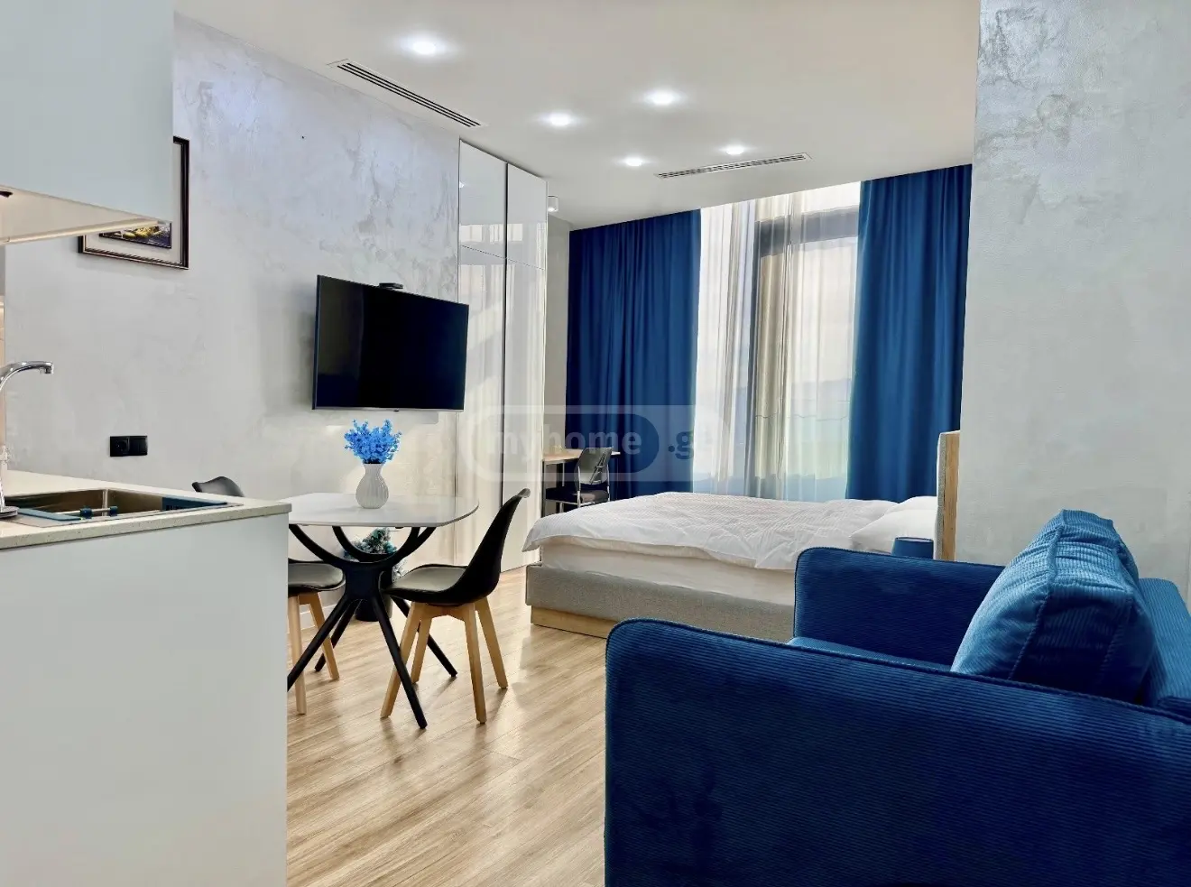1 Room Apartment For Sale view 2