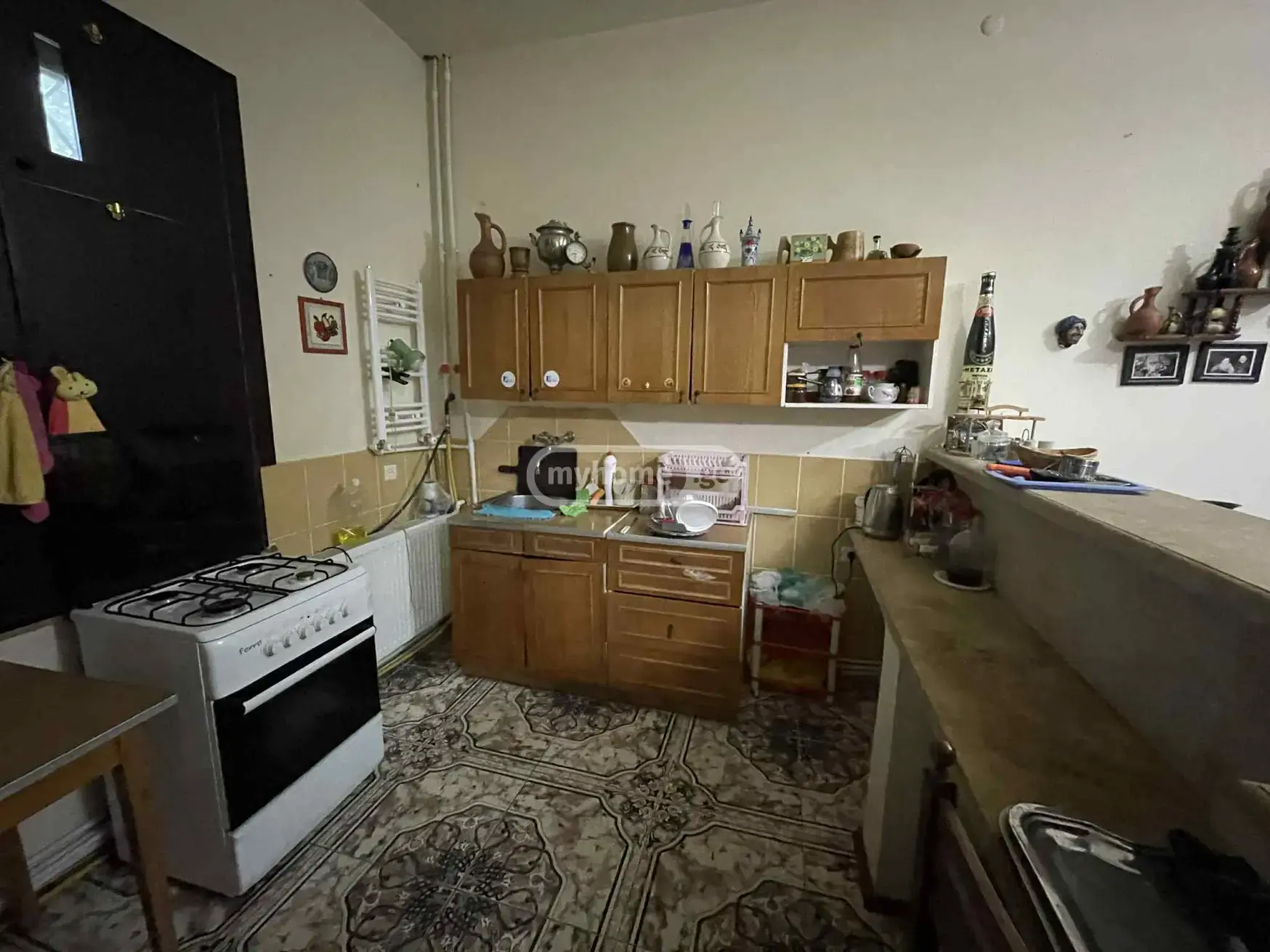 6 Room Hotel For Sale view 13