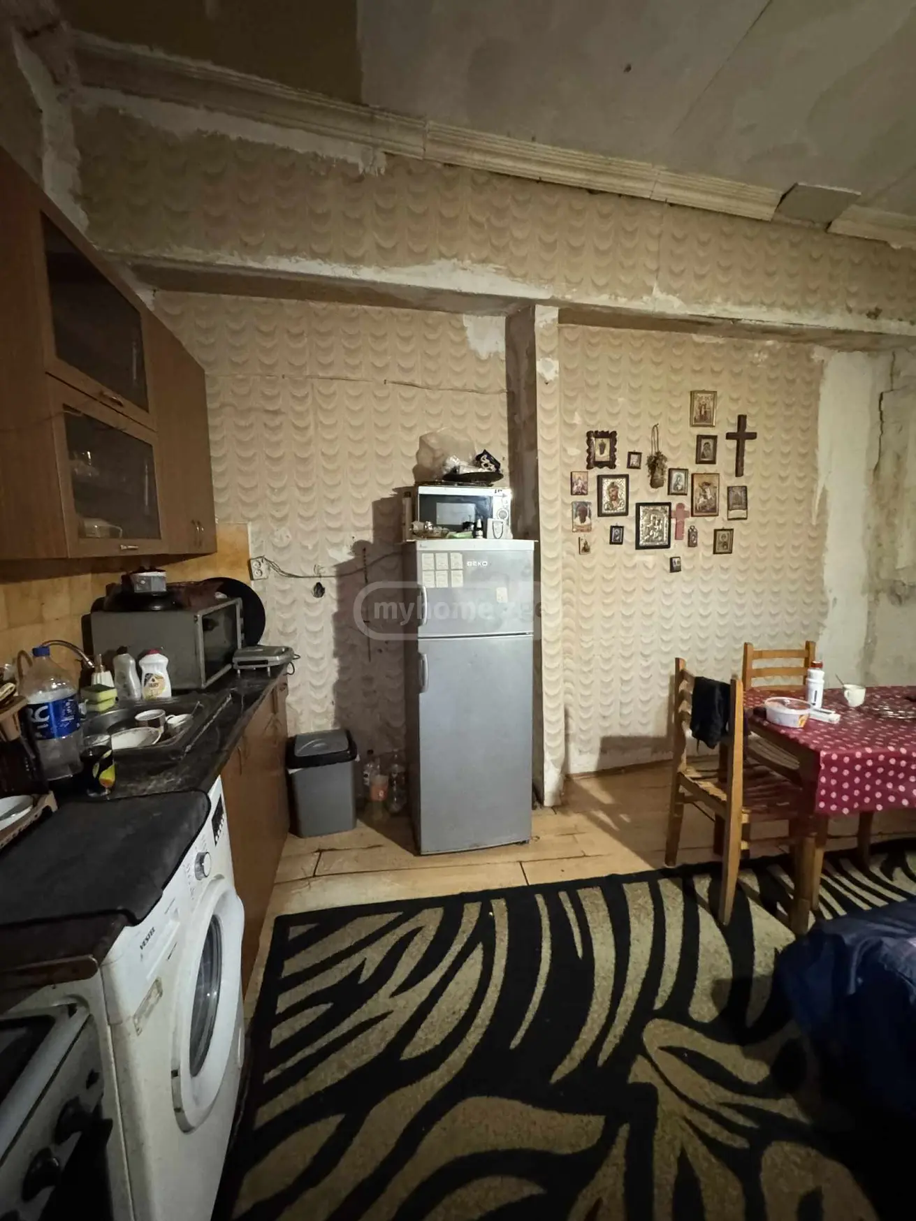 3 Room Private House For Sale view 2