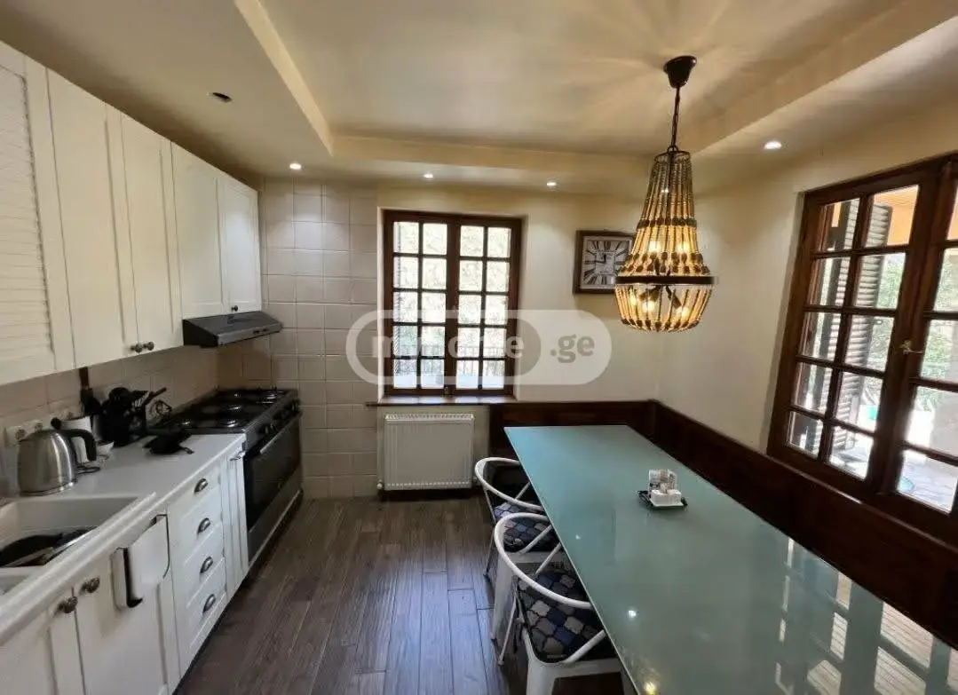 9 Room Private House For Rent In Mtskheta view 3