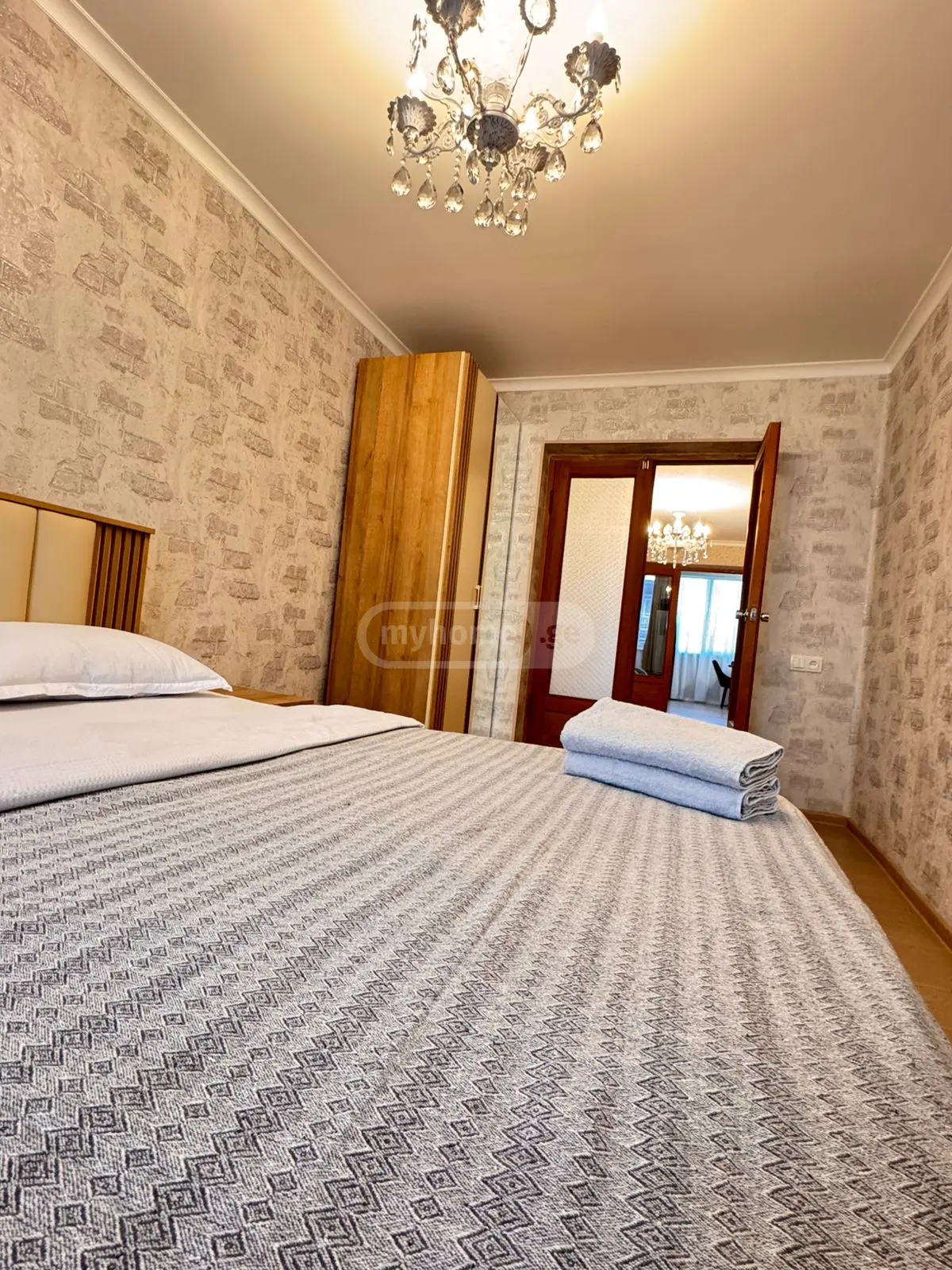 2 Room Apartment Daily Rent In Vake view 1