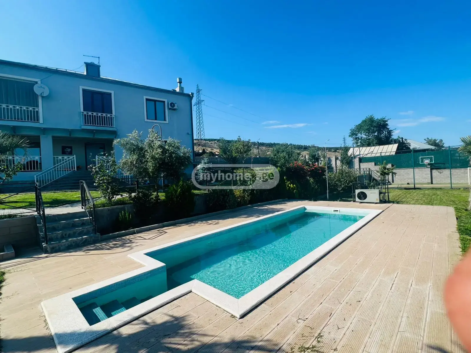 7 Room Country House For Rent In Krtsanisi view 1