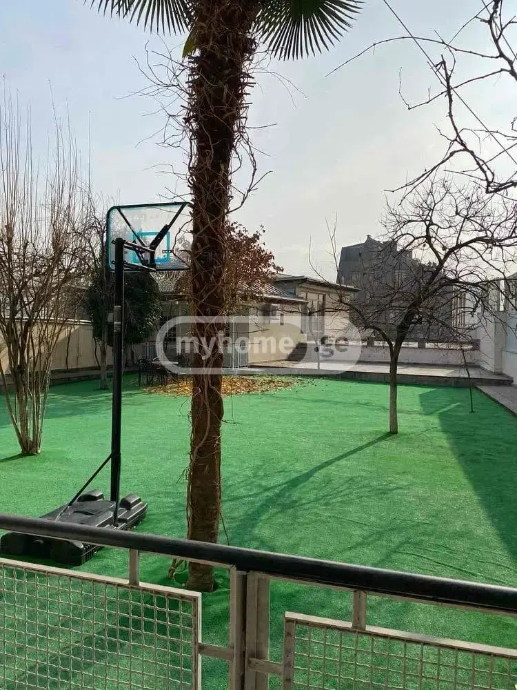 10+ Room Private House For Rent In Saburtalo view 3