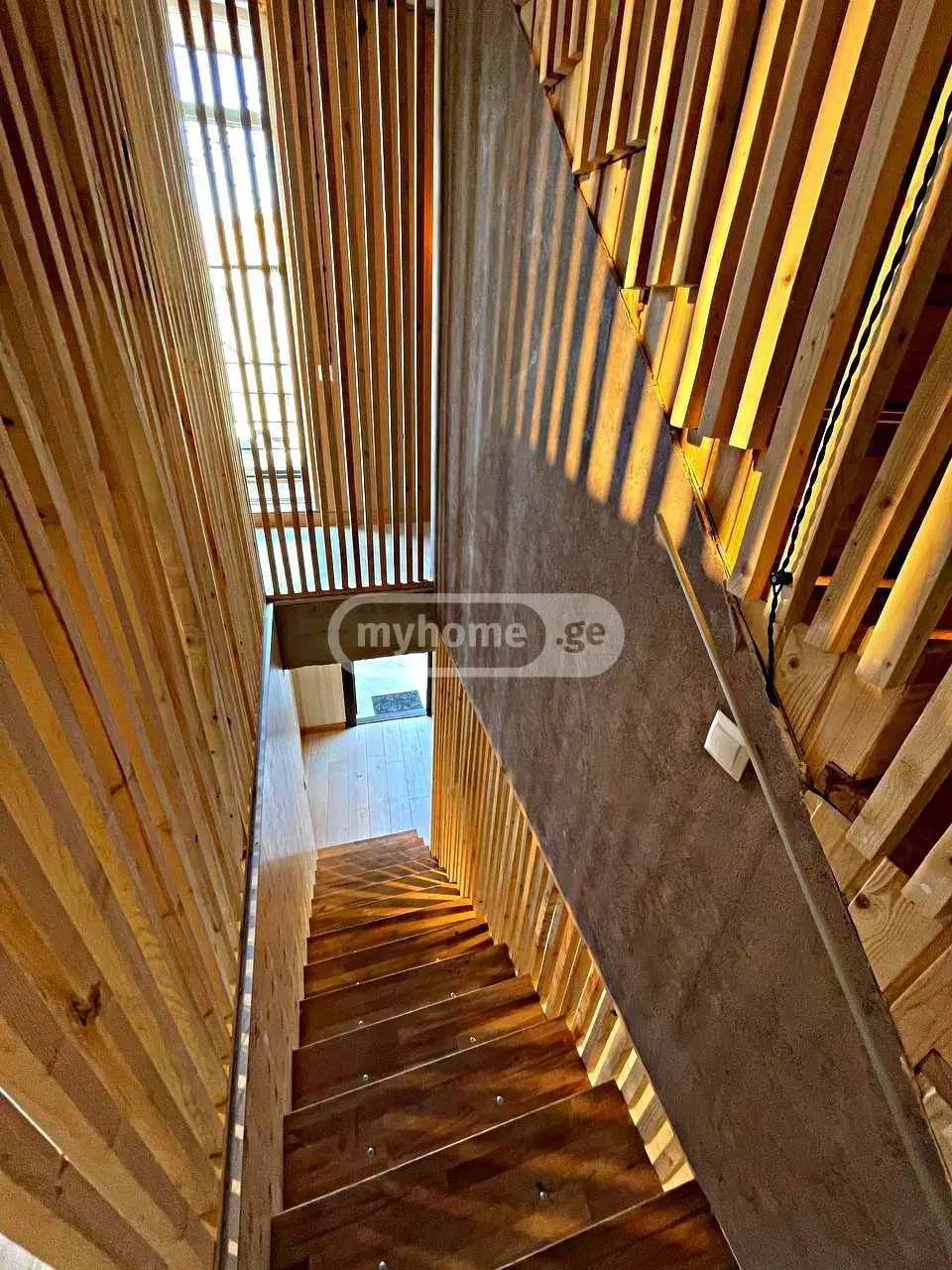 5 Room Private House For Rent In Mtatsminda view 4