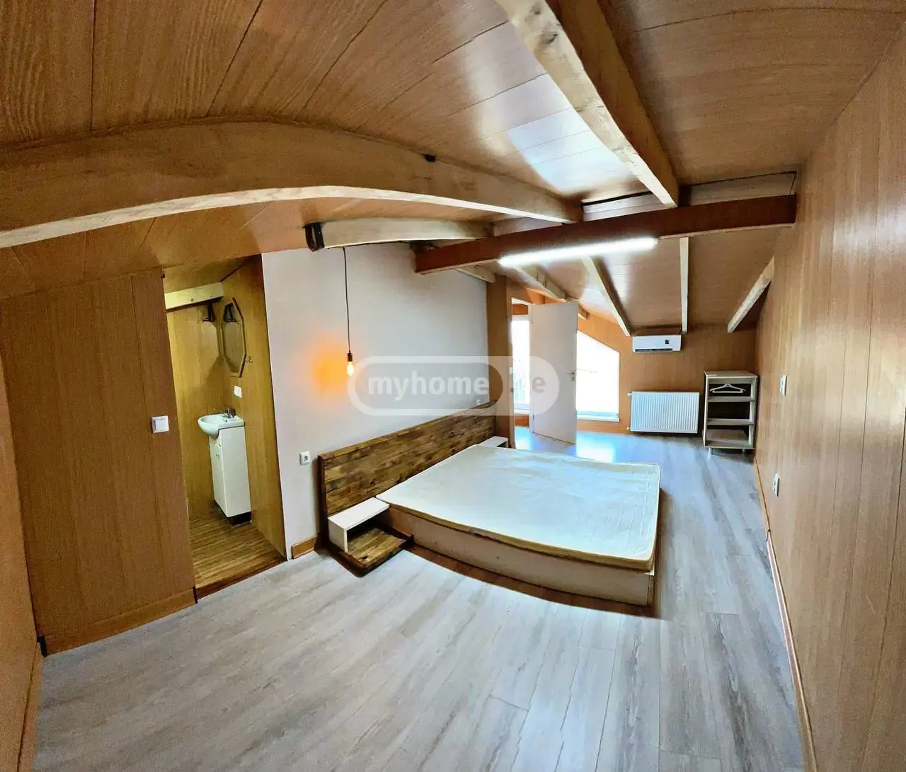 5 Room Private House For Rent In Mtatsminda view 8