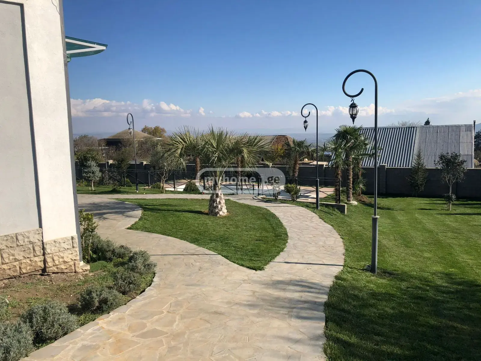 7 Room Country House For Rent In Krtsanisi view 3