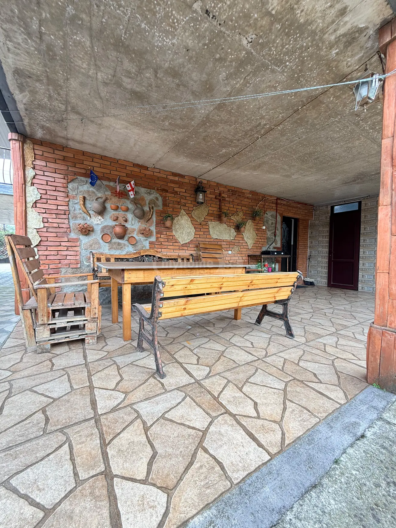 7 Room Private House For Sale view 16