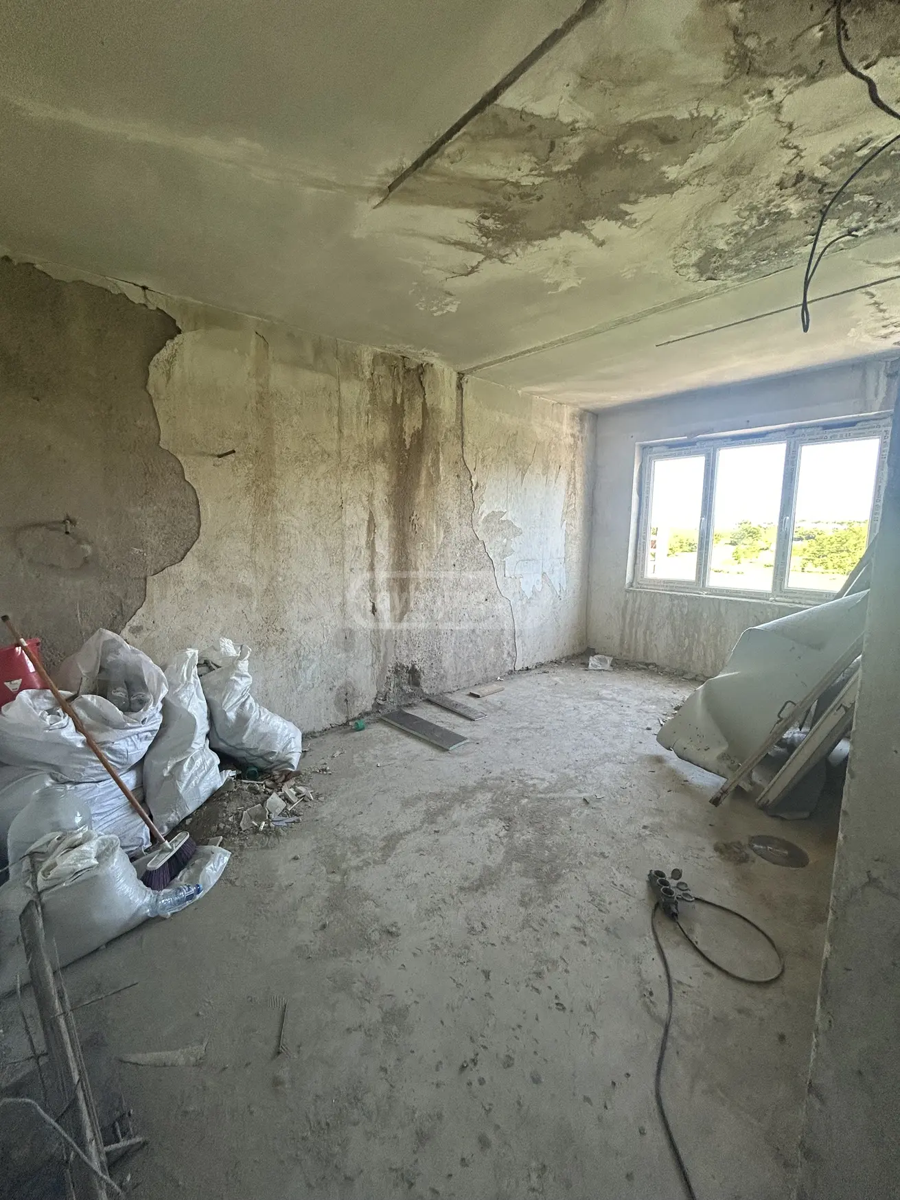 4 Room Apartment For Sale view 9