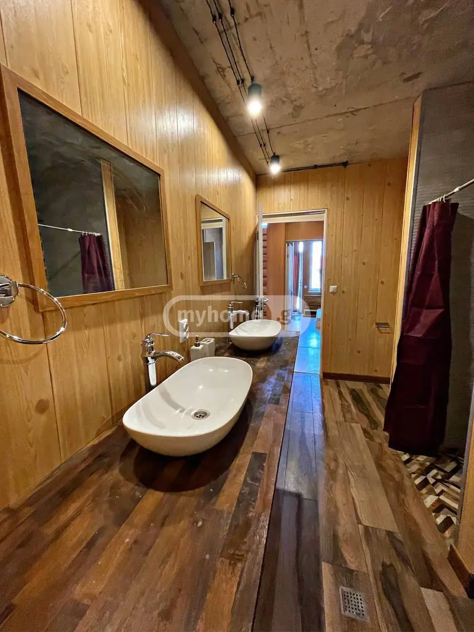 5 Room Private House For Rent In Mtatsminda view 11