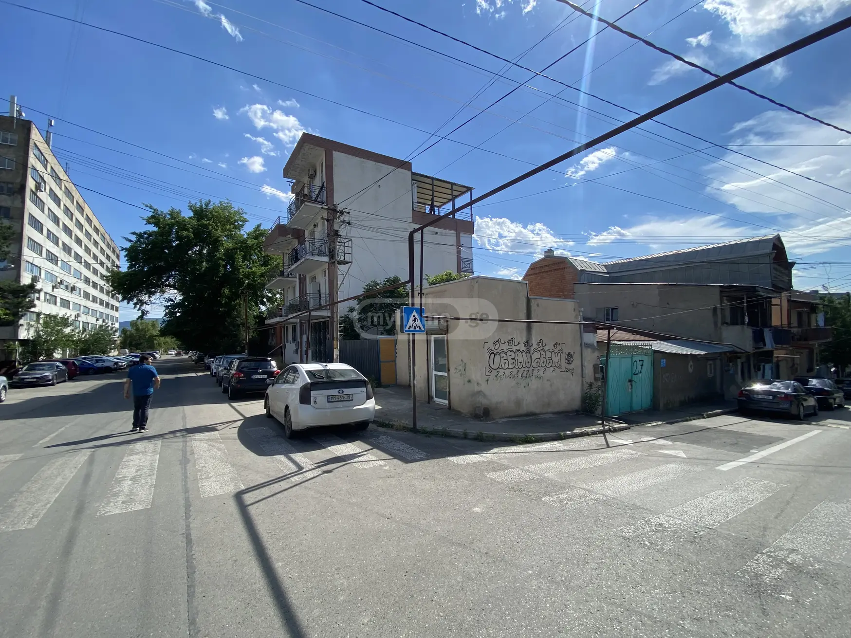 6 Room Hotel For Rent In Sanzona view 8