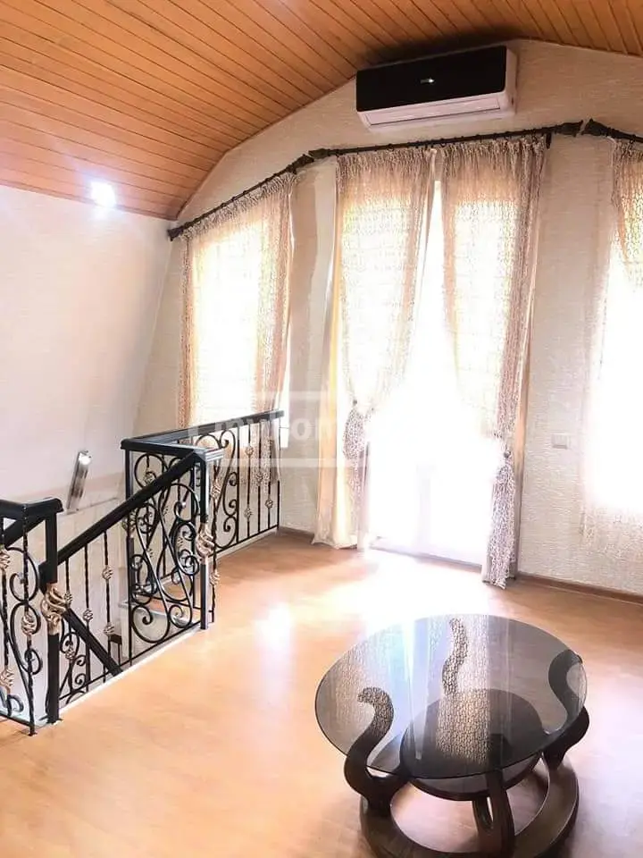 5 Room Private House For Rent In Saburtalo view 3