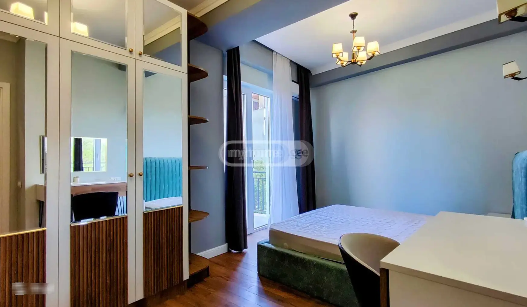 3 Room Apartment For Rent In Vera view 4