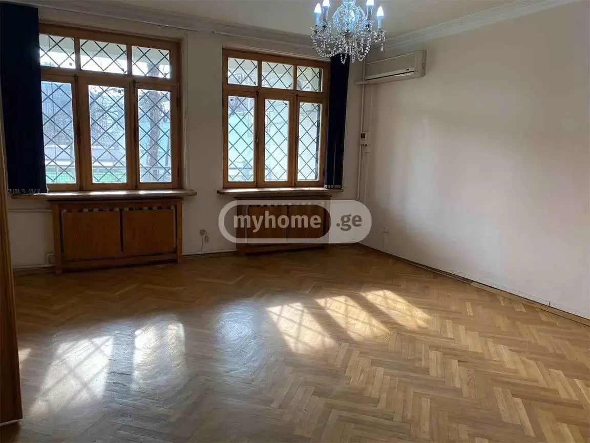 10+ Room Private House For Rent In Saburtalo view 7