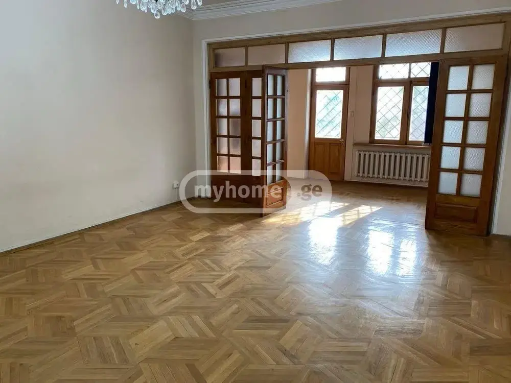 10+ Room Private House For Rent In Saburtalo view 6