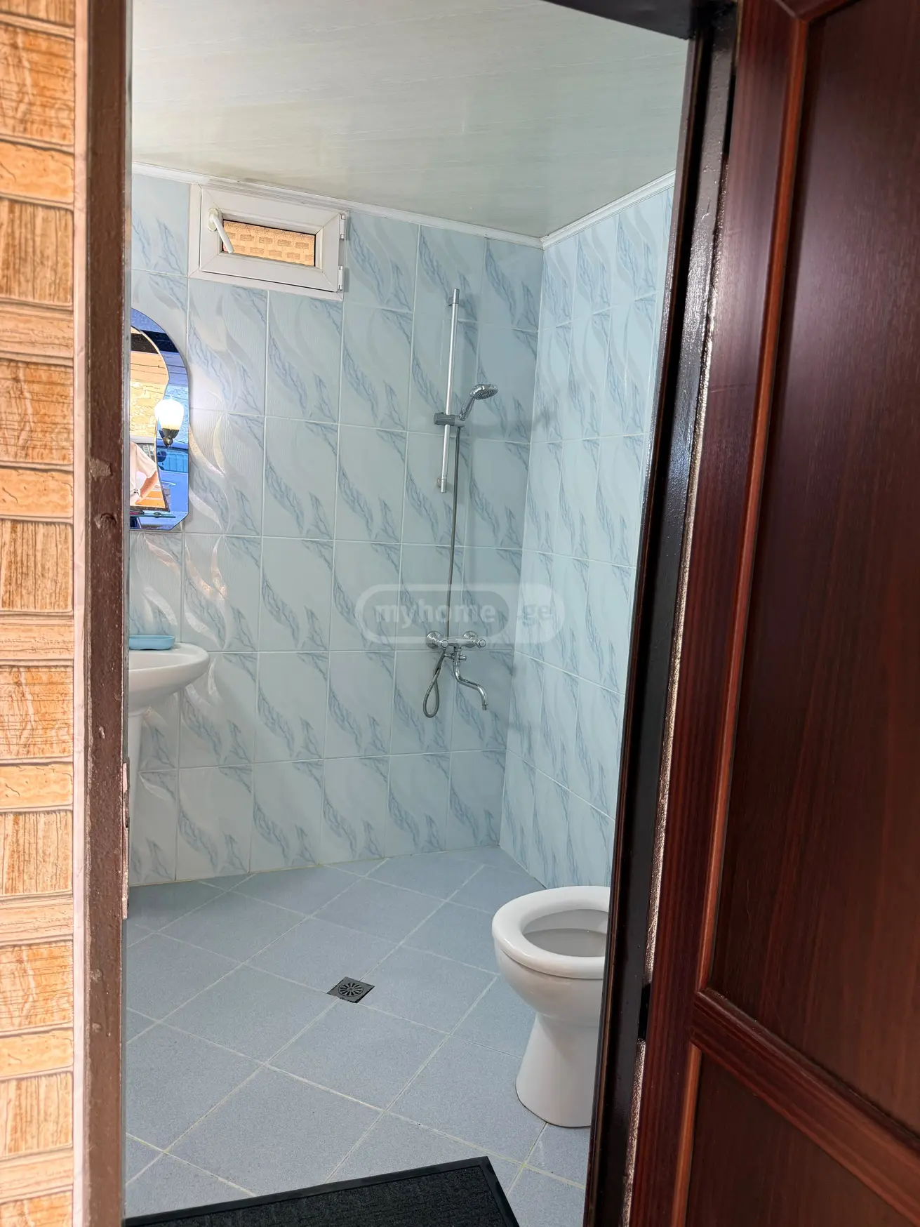 7 Room Private House For Sale view 9