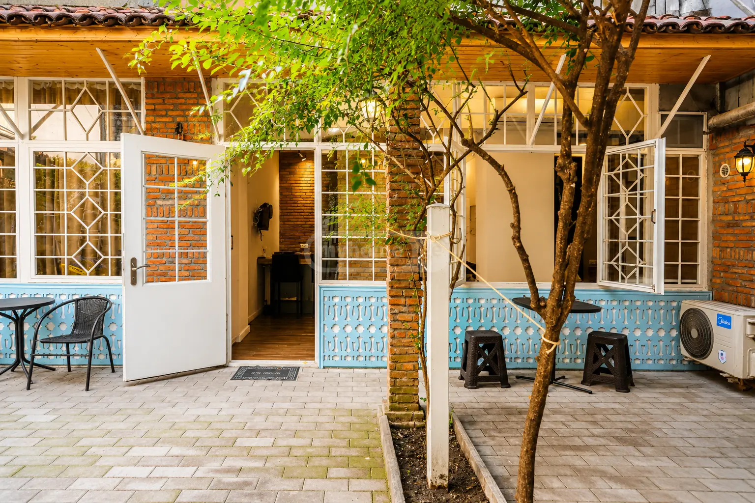 3 Room Hotel For Sale view 2