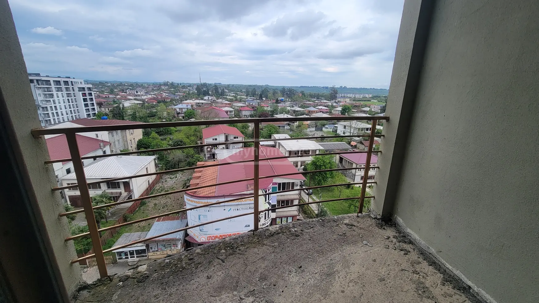 Продажа 4-комната Квартира view 6