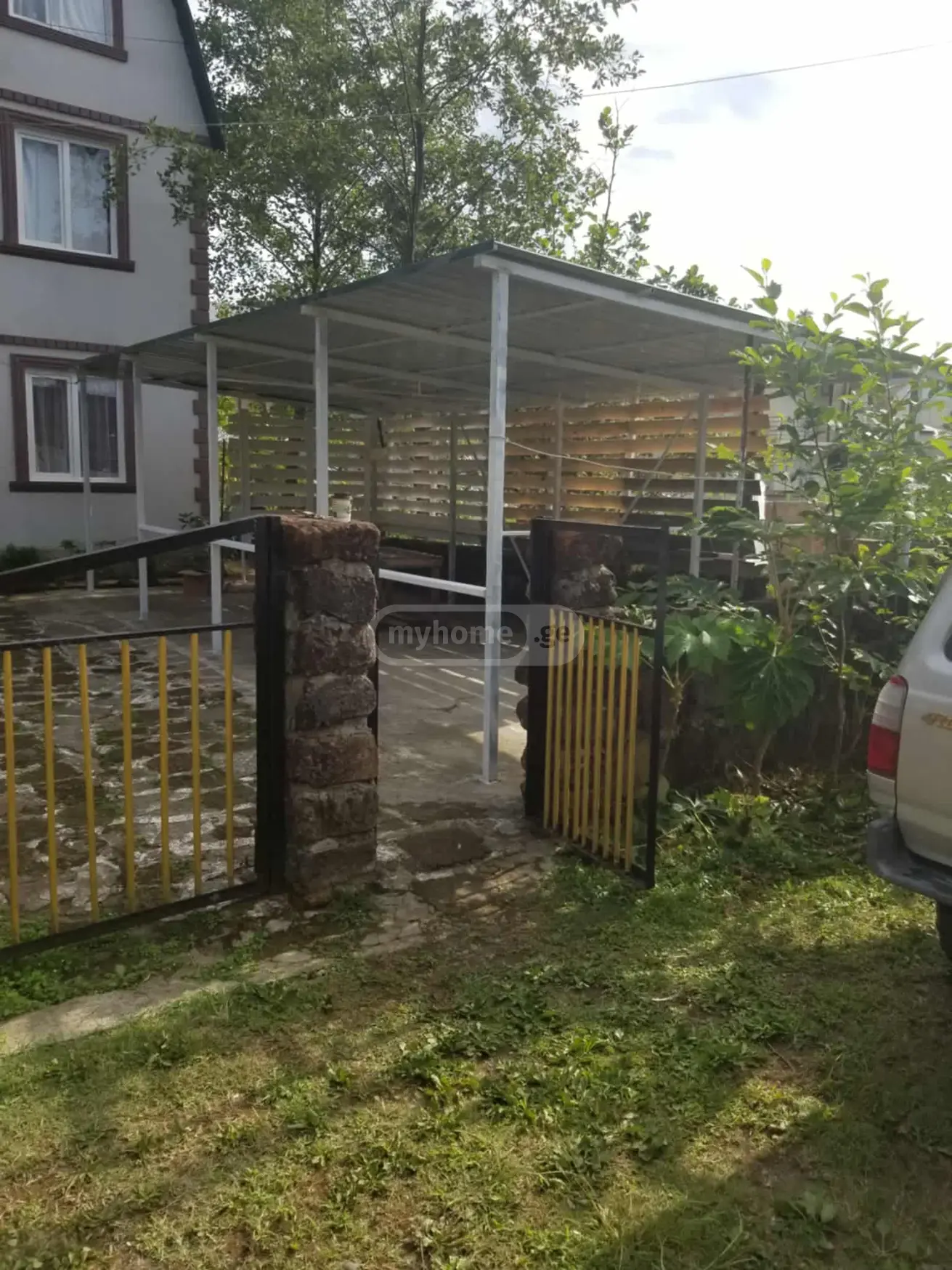 9 Room Hotel For Sale view 2