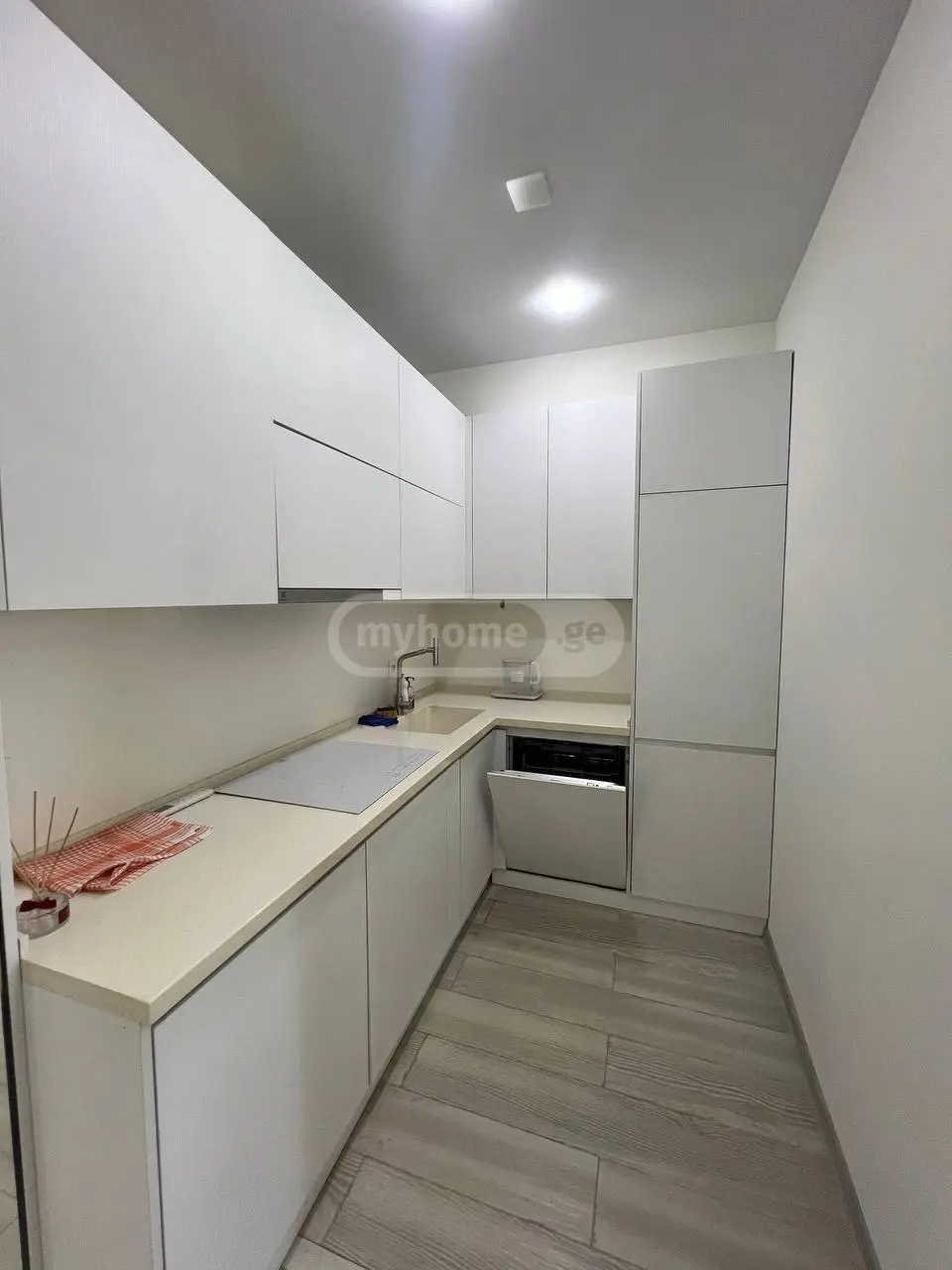 3 Room Apartment For Rent In Avlabari view 2