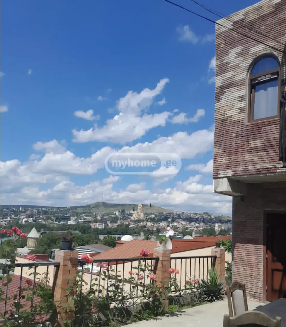 5 Room Private House For Rent In Sololaki view 12