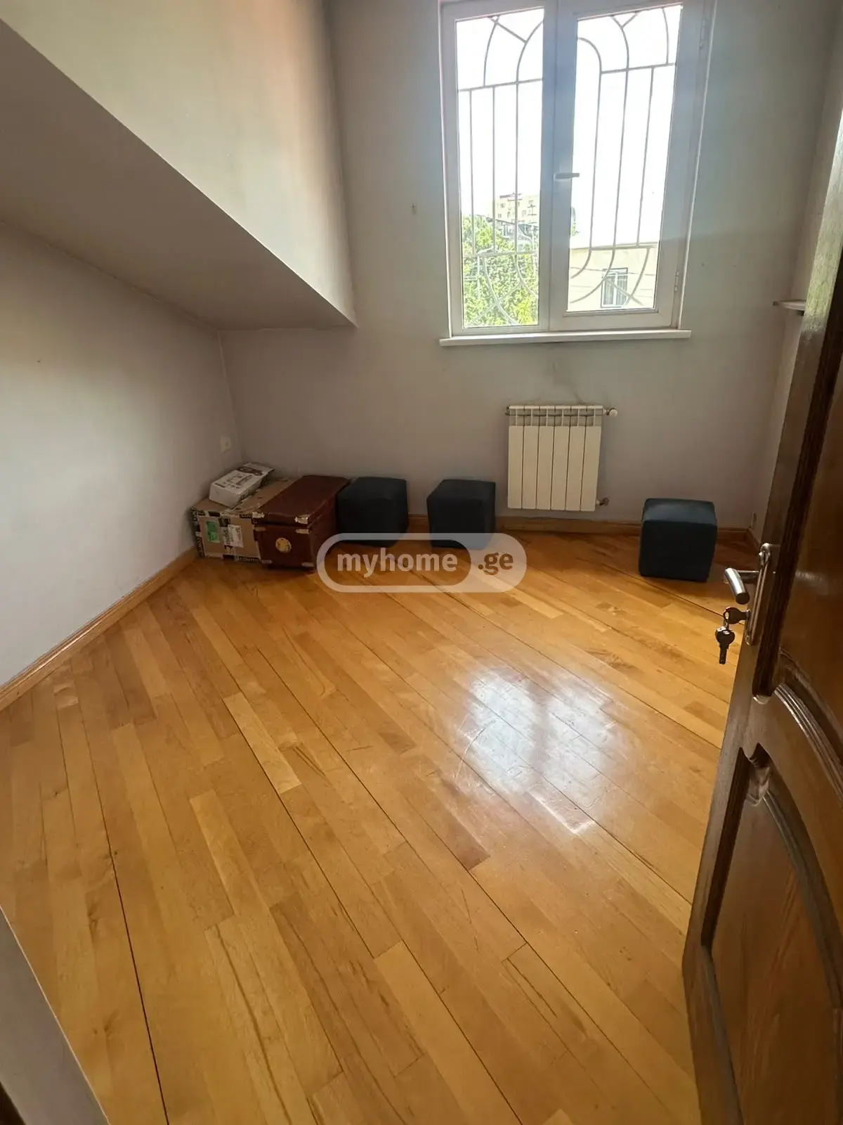 7 Room Private House For Rent In Saburtalo view 9