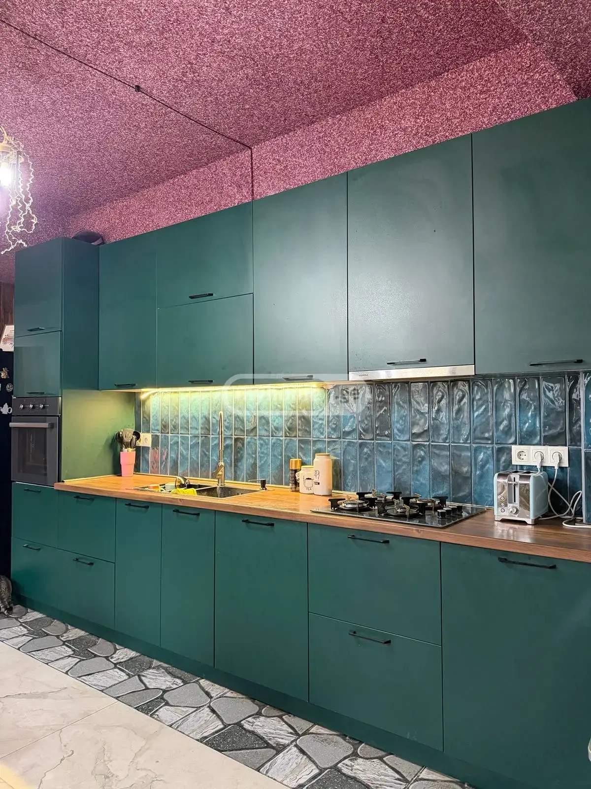 5 Room Private House For Rent In Sololaki view 2