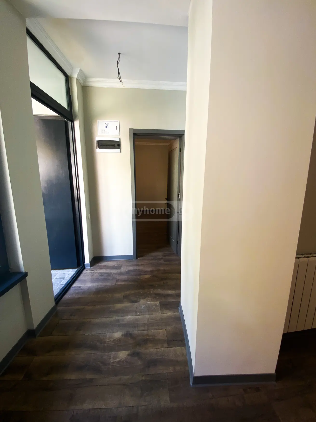 3 Room Apartment For Rent In Vera view 1