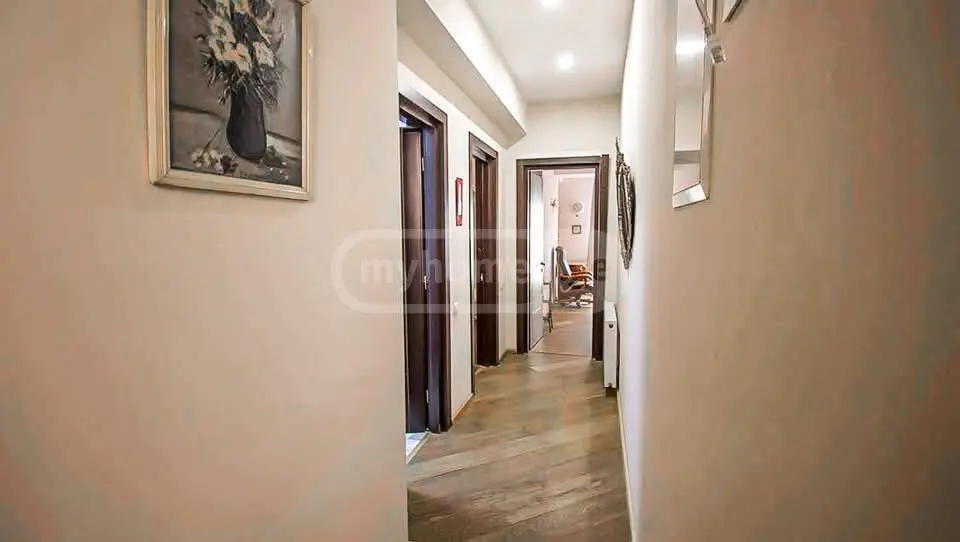 10+ Room Private House For Sale In Ortachala view 1