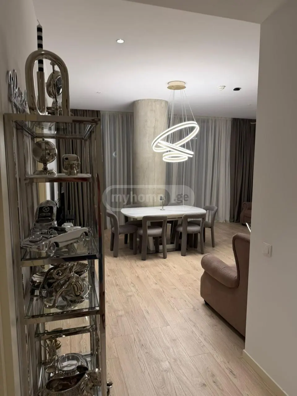 3 Room Apartment For Sale view 6