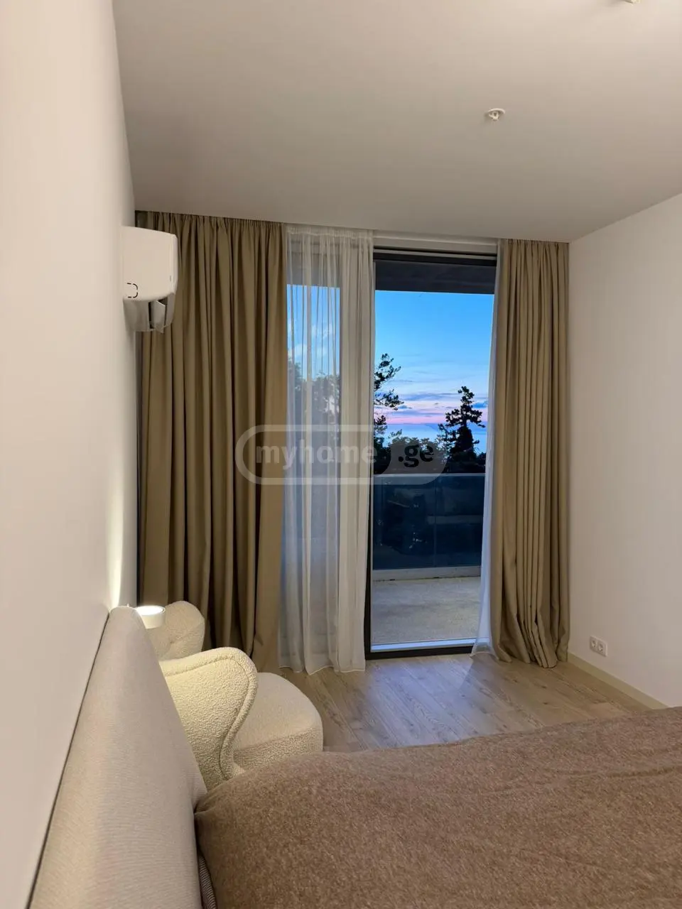 3 Room Apartment For Sale view 4