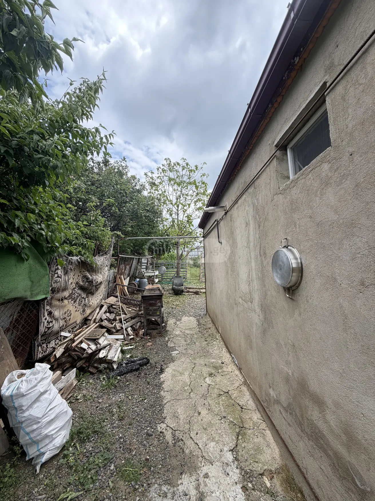 3 Room Private House For Sale view 11