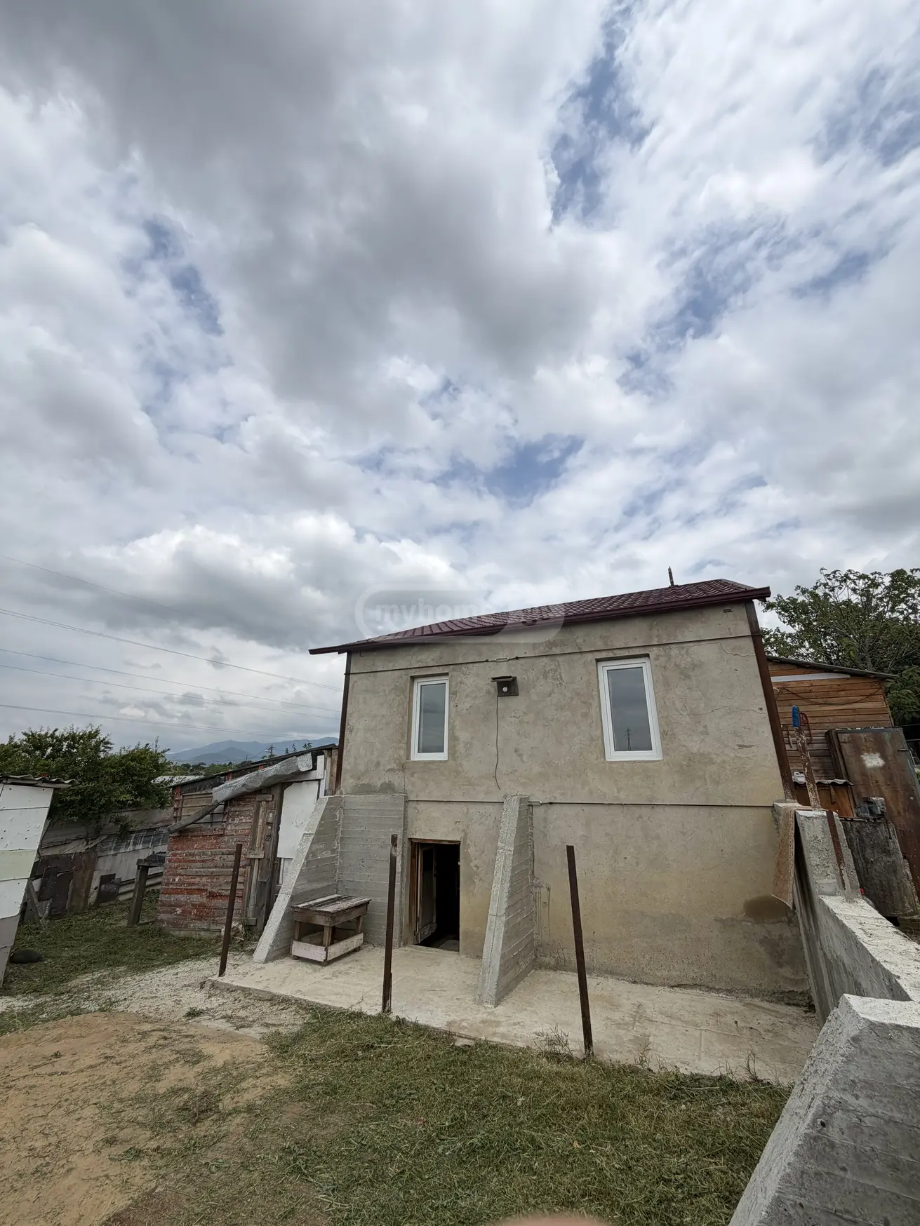 3 Room Private House For Sale view 3