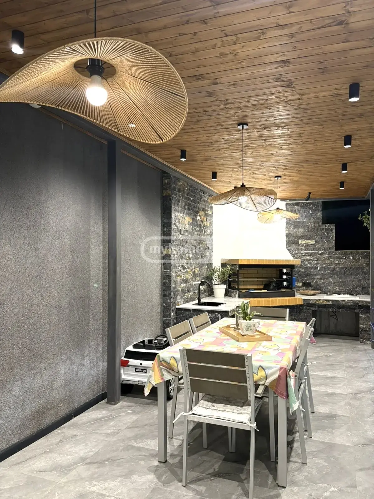 5 Room Private House For Rent In Mtatsminda view 9