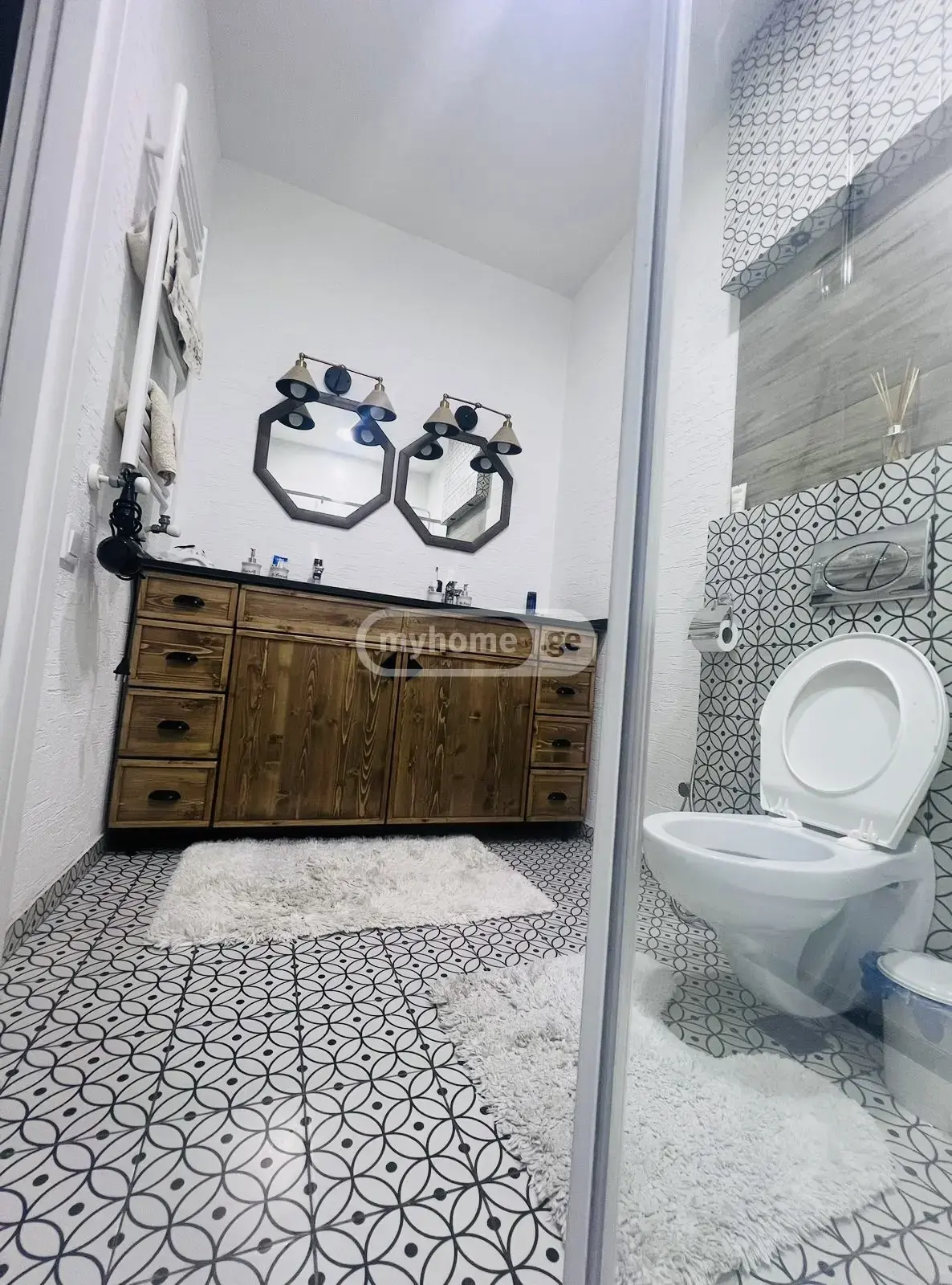 5 Room Private House For Rent In Mtatsminda view 10
