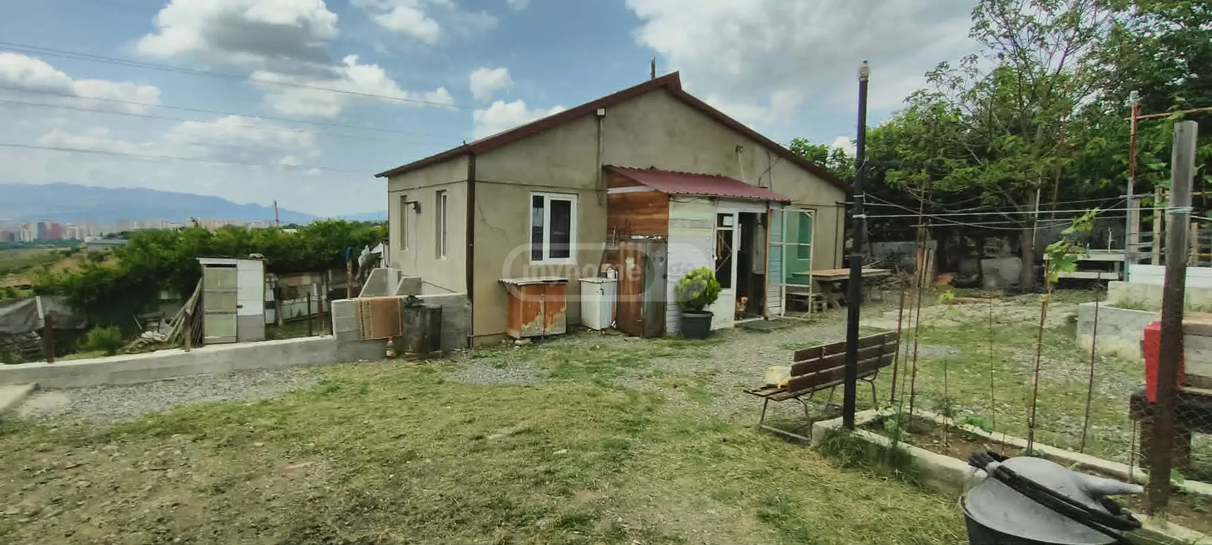 3 Room Private House For Sale view 2