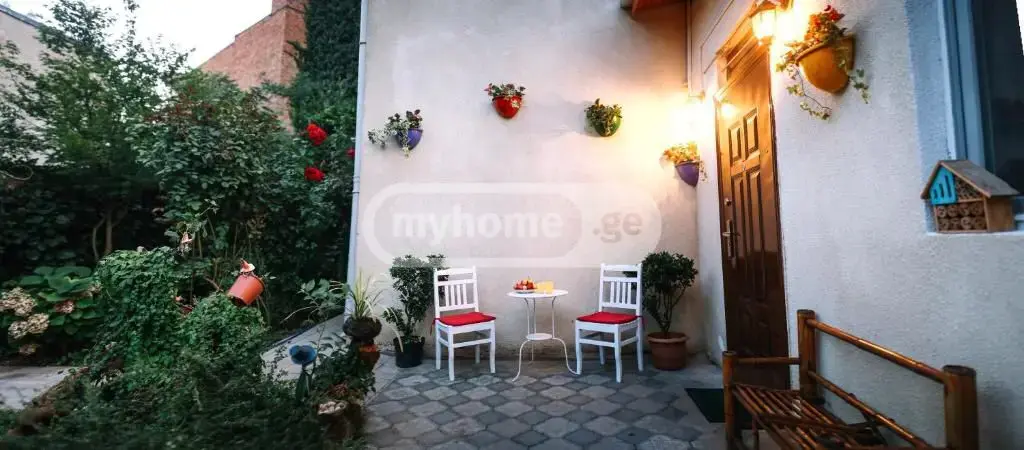 5 Room Private House For Rent In Mtatsminda view 9