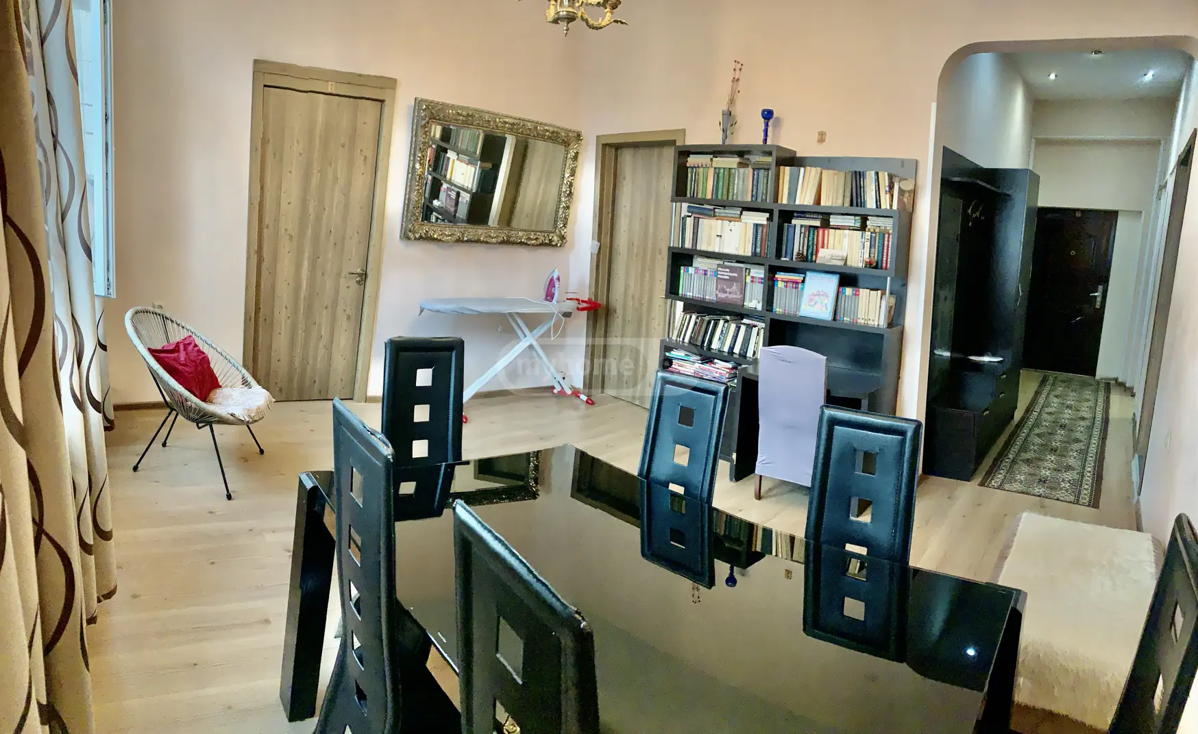 6 Room Apartment Daily Rent In Chugureti view 3
