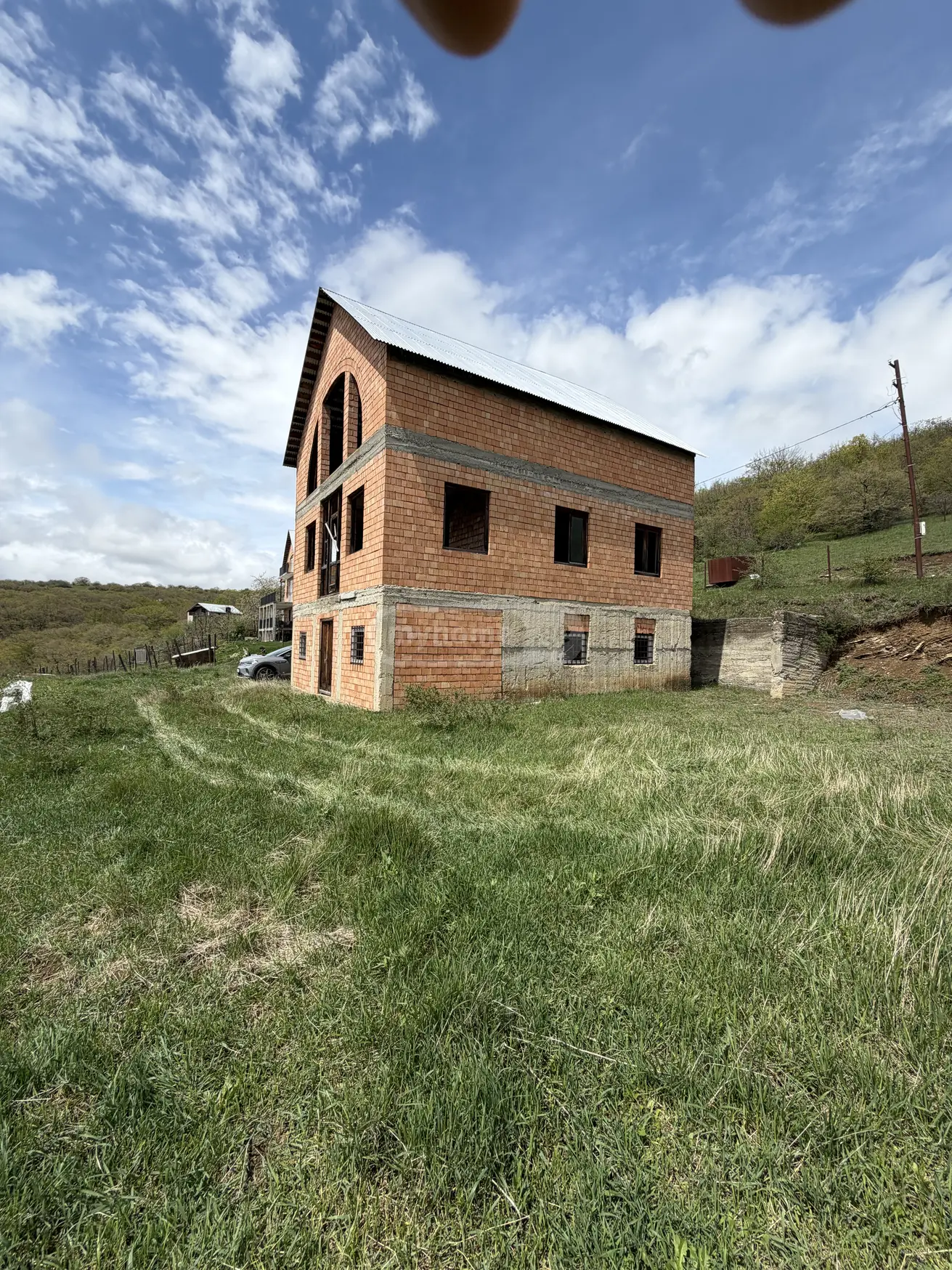 6 Room Private House For Sale view 4