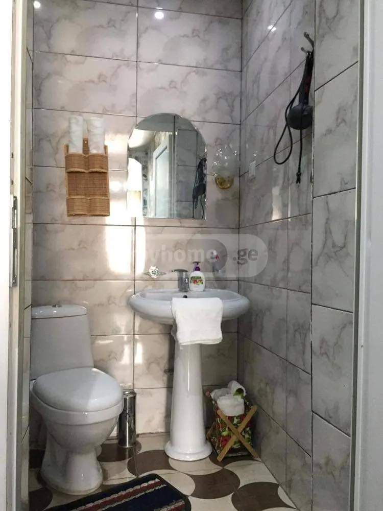 6 Room Apartment Daily Rent In Chugureti view 7