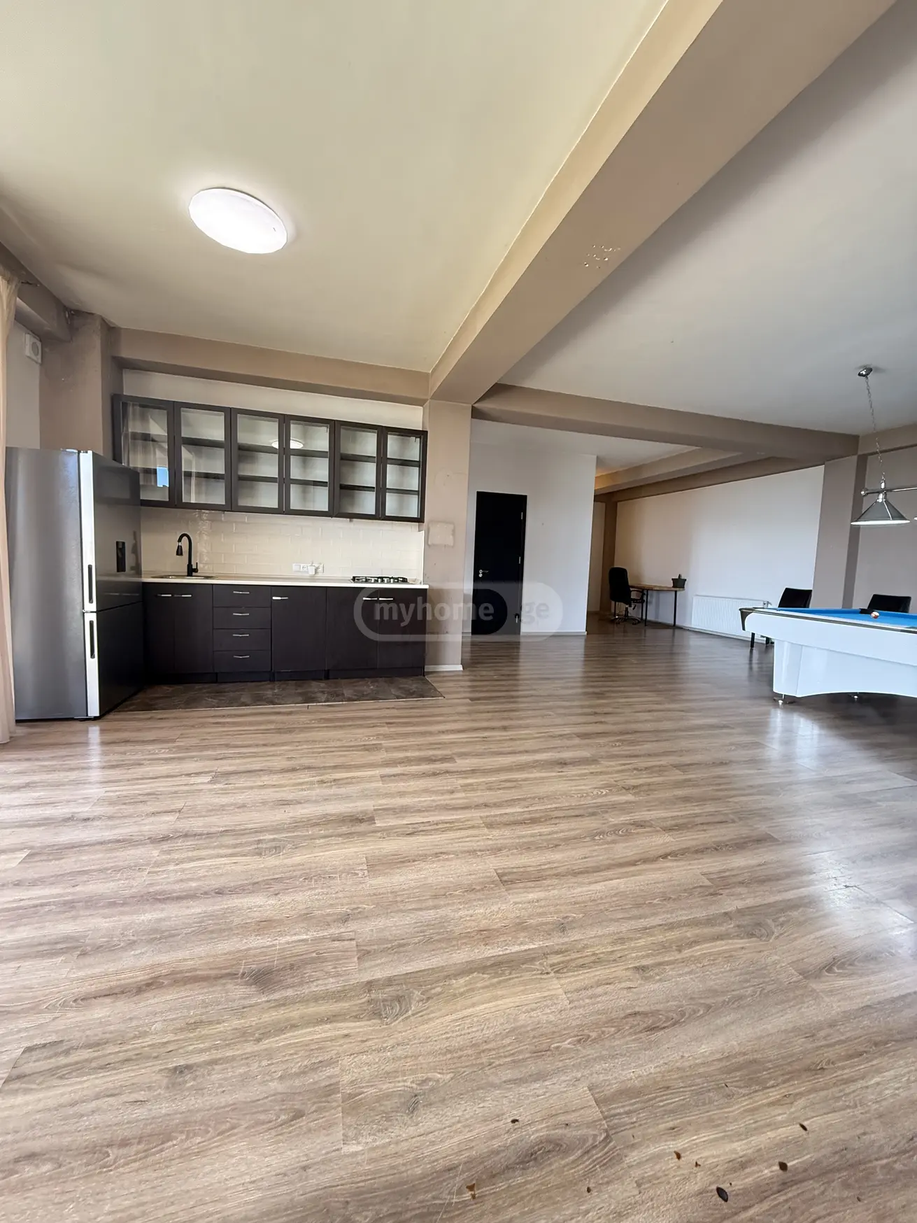 6 Room Private House For Sale view 8