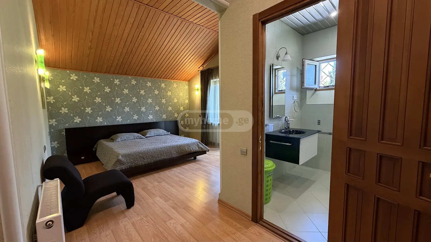 7 Room Private House For Sale view 11
