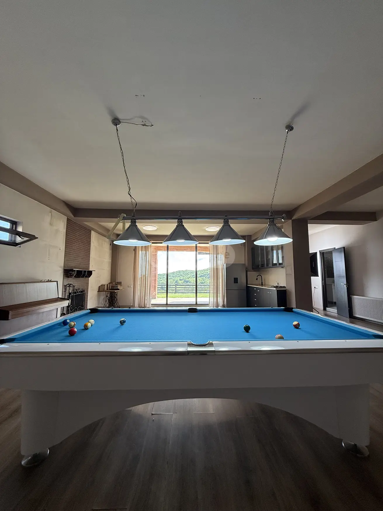 6 Room Private House For Sale view 1