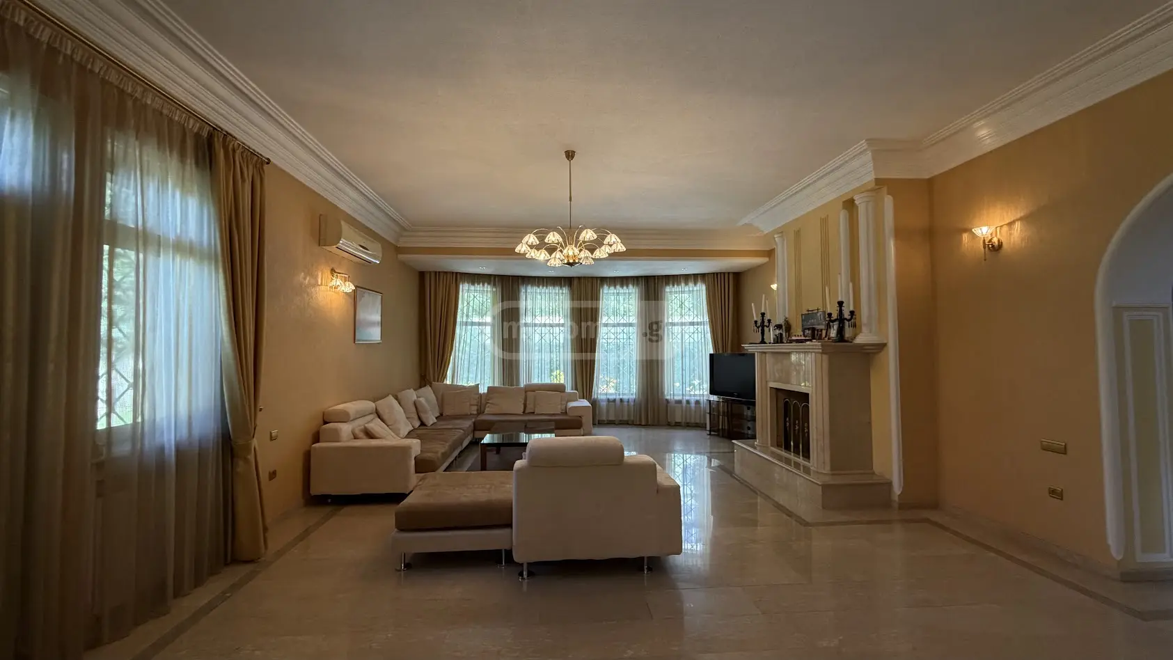 7 Room Private House For Sale view 9